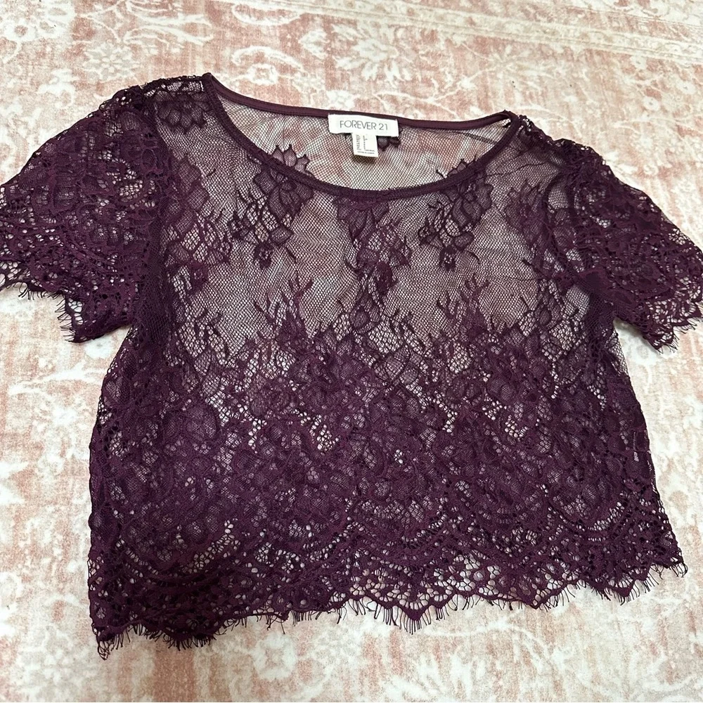 Sheer🪻Cropped Lace Purple Top - Picture 2 of 6